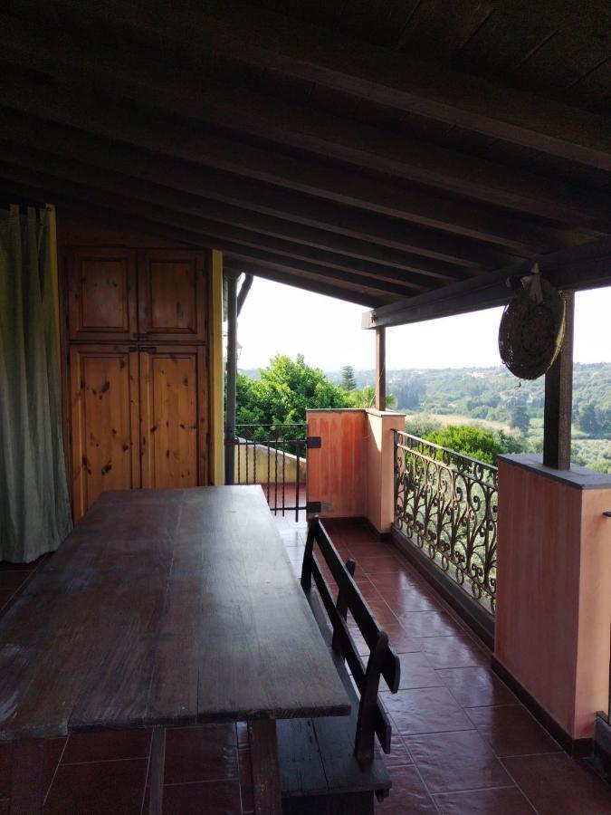 Apartamento Il Casale Del Cortonese Sassari Exterior foto