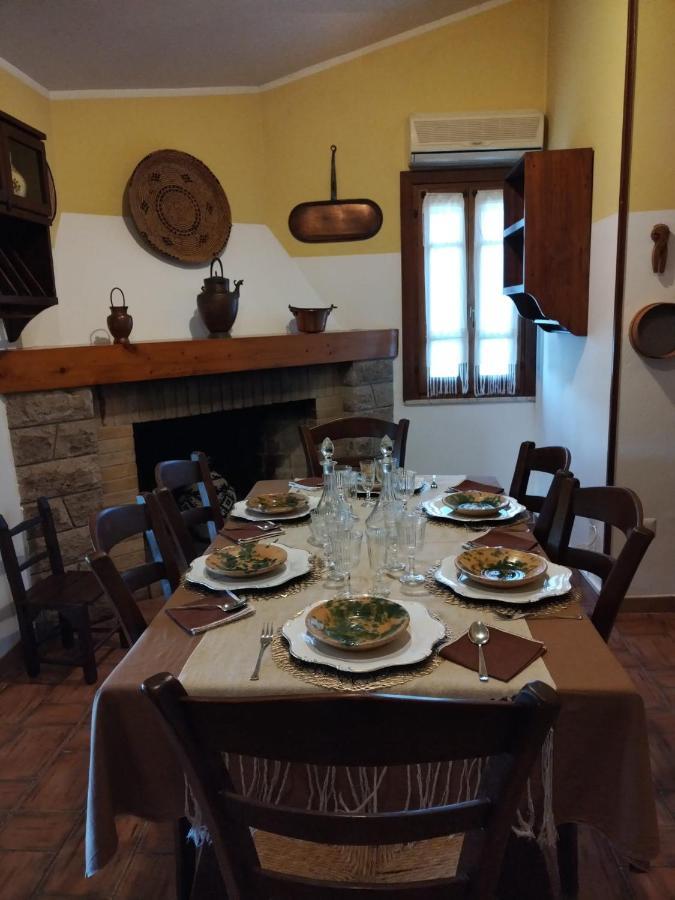 Apartamento Il Casale Del Cortonese Sassari Exterior foto